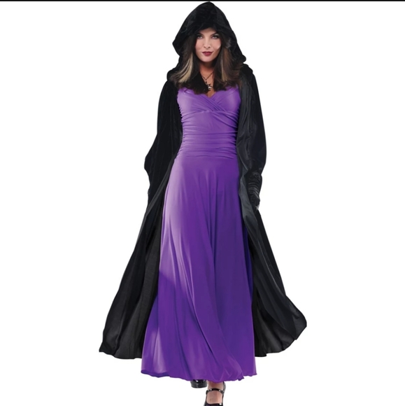 Adult Crushed Velvet Hooded Cloak DeluxeHalloween - Picture 1 of 2
